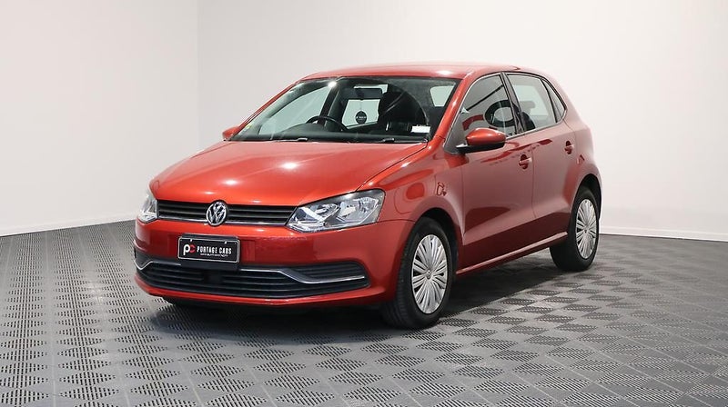 2015 Volkswagen Polo TSI Comfortline Apple Car...64275678260867112