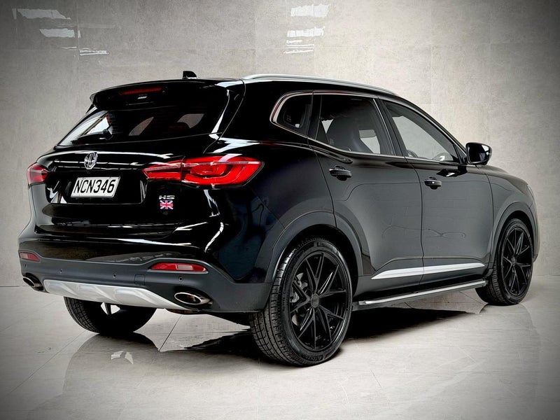 2020 MG HS Essence black edition64275678245763112