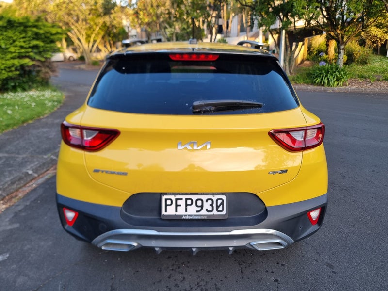 2022 Kia Stonic Lx-T64276006471298112