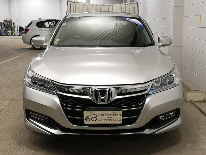 2013 Honda Accord Hybrid Low Km and High spec64276006496259113