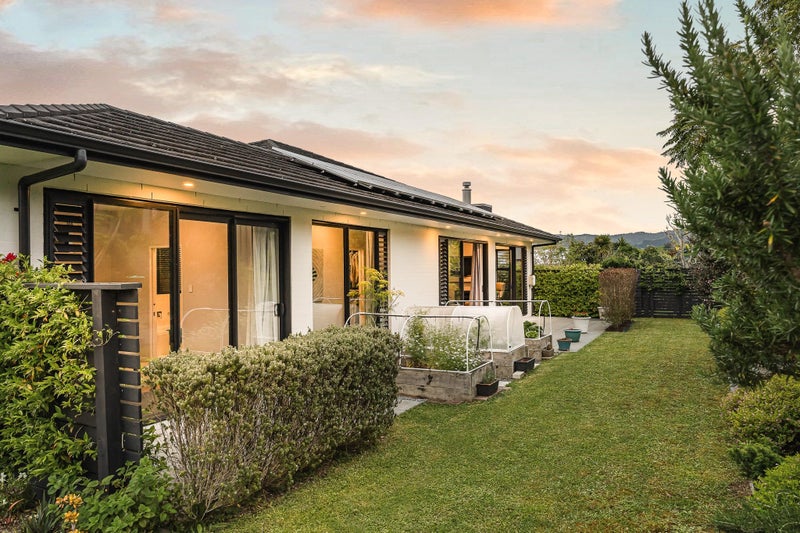 Matakana Ease64276008128387111