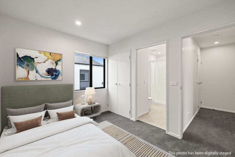 Shirley, 2 bedrooms64276376543747113