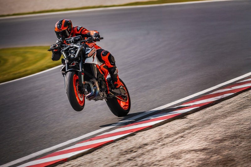 KTM 990 Duke PRE-ORDER TODAY!64287865111939112