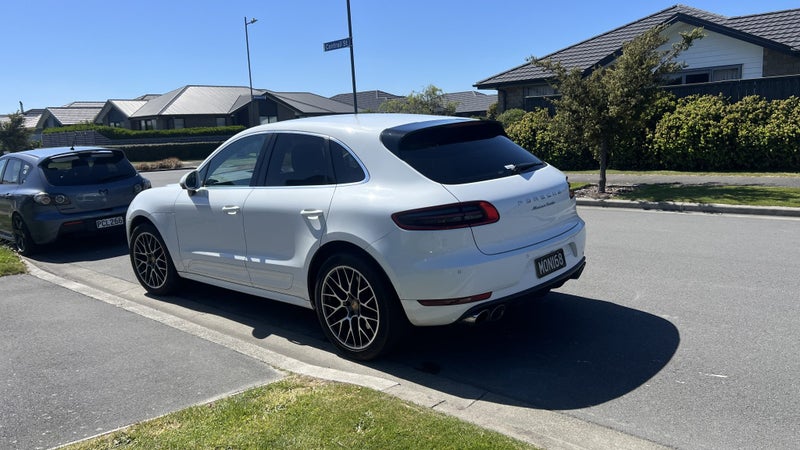 2015 Porsche Macan64287886627585114