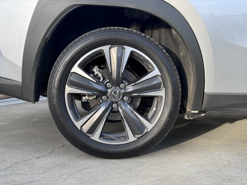 2023 Lexus UX 250H 2L Hybrid FWD64287865353985114