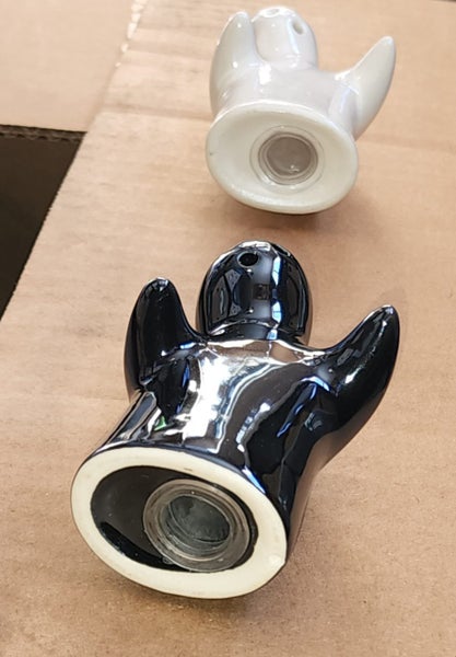 CRUET SET - GHOSTS -WHITE AND BLACK FIT TOGETHER IN A HUG64525710927363111