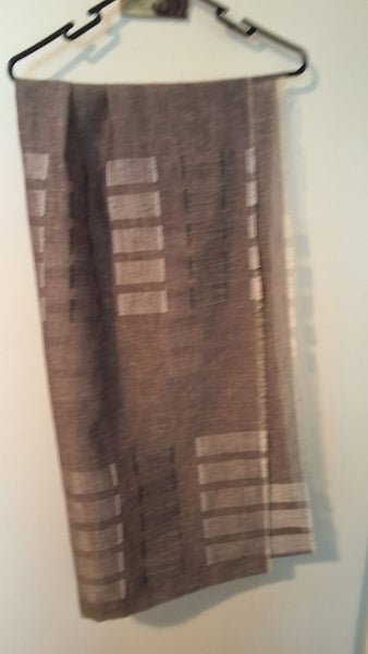 ONE PIECE OF BROWN/GOLD-ISH FABRIC 272 x 72cm Carousel 2