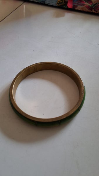 BRASS AND DYED BONE (GREEN)64525655315587111