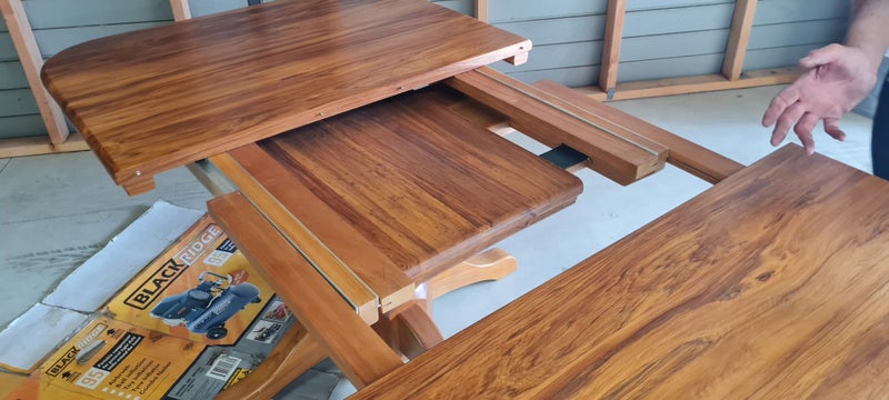 Rimu dining table and chairs64288015952003113