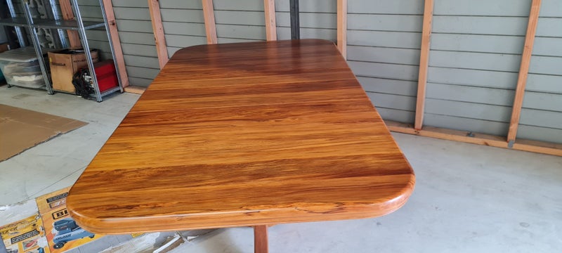Rimu dining table and chairs64288015952003114