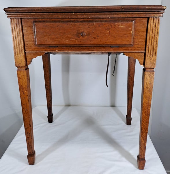 Vintage Wooden Singer Sewing Machine Table Carousel 1