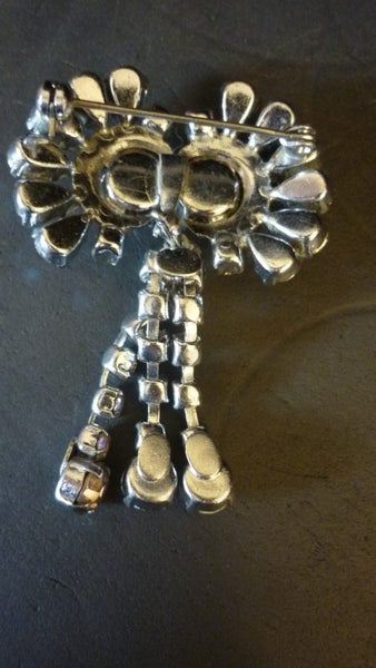SPARKLY DIAMANTE BROOCH Carousel 2