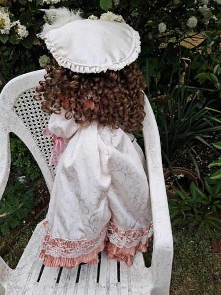 Crockery vintage style doll64650199555074111