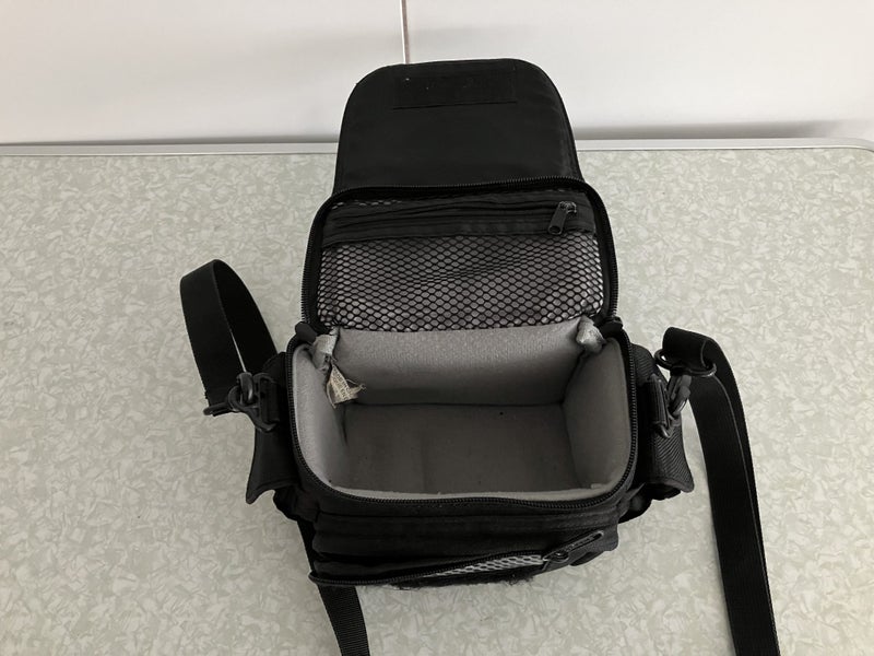 Sony DSC-H1 Digital Camera Carousel 11