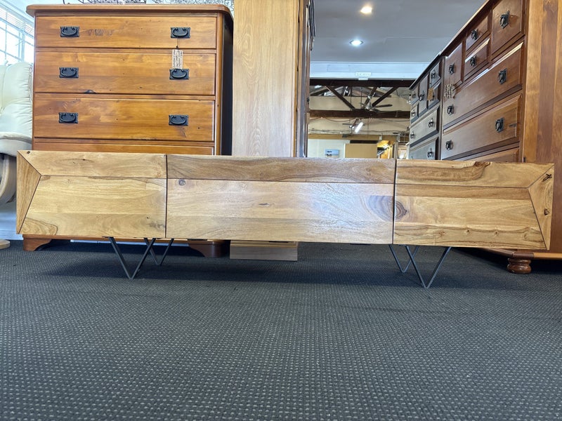 WYATT Entertainment Unit-Freedom Furniture Carousel 1