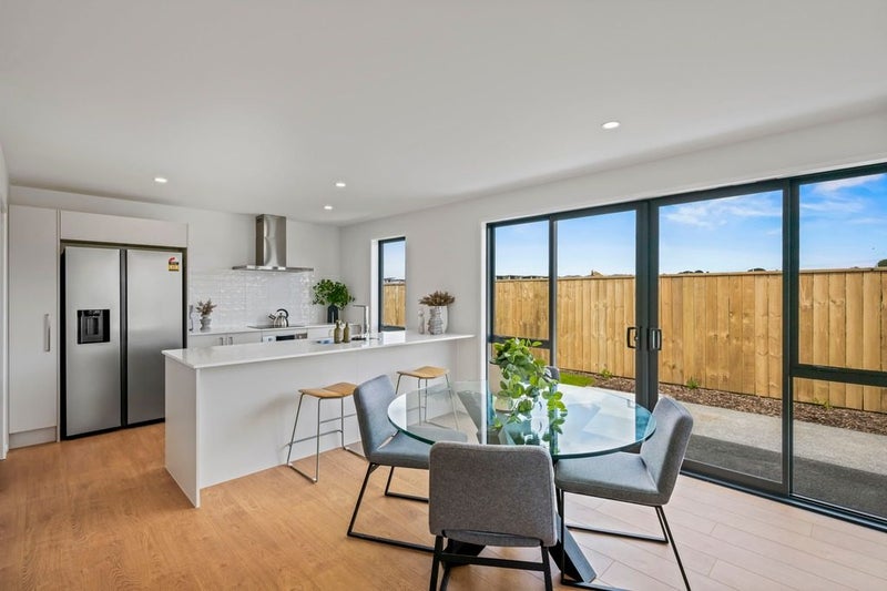 Turn Key Package – Landscaping Included!64446555454722112