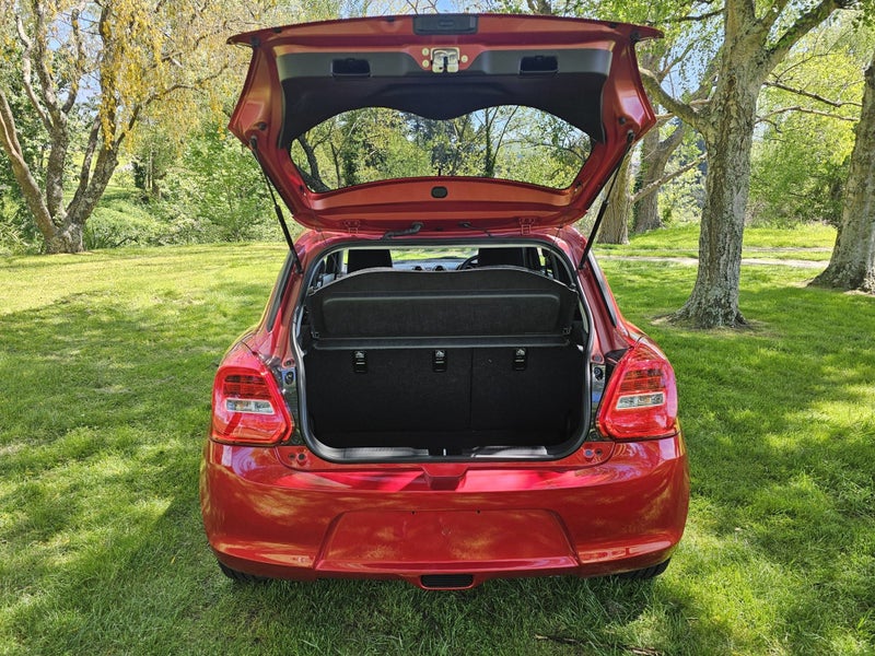 2025 Suzuki Swift GL 1.2P/CVT64287909871234114