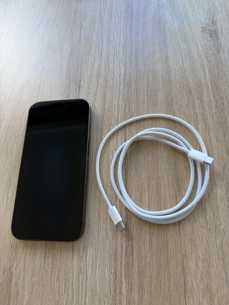 iPhone 15 Pro 512gb Black $1 Reserve!64288106158209111