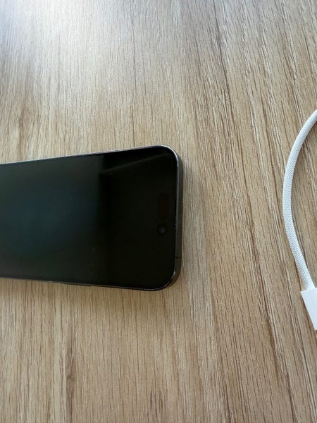 iPhone 15 Pro 512gb Black $1 Reserve!64288106158209112