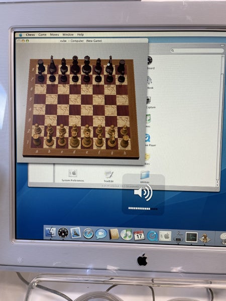 Power Mac G4 Cube (450MHz) & 17" Studio Display Bundle Carousel 11