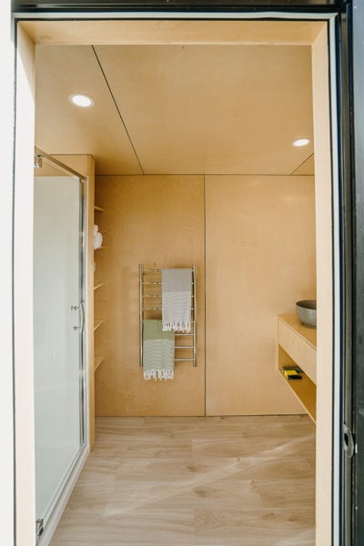 Bathroom Trailer - NZ Made Carousel 2