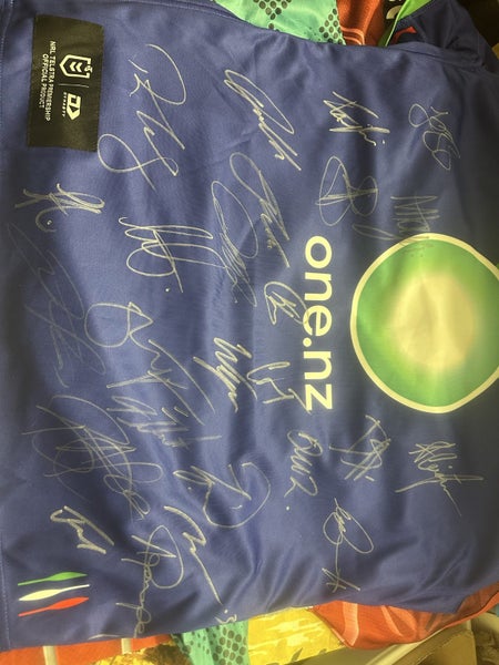 2024 SIGNED Warriors Jersey64288106559747110