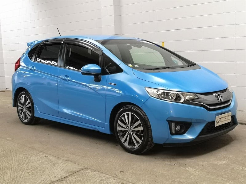 2014 Honda Fit 1.5L Hybird, Super low km as new...64287910536065110