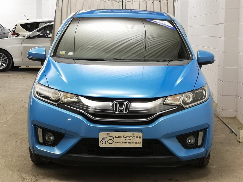 2014 Honda Fit 1.5L Hybird, Super low km as new...64287910536065113