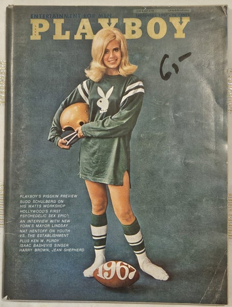 Playboy September 1967 - Playmate: Angela Dorian (With Centrefold) Carousel 1