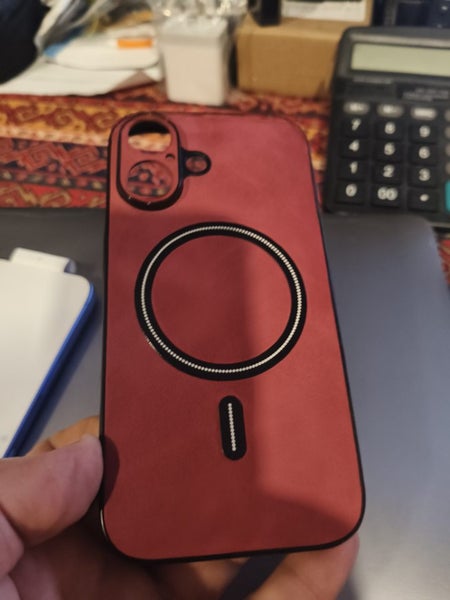 I phone 1664288141280898113