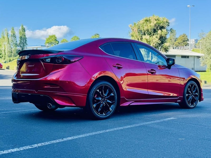 2015 Mazda Axela HYBRID !! S PACKAGE WITH HIGHE...64287910648065111