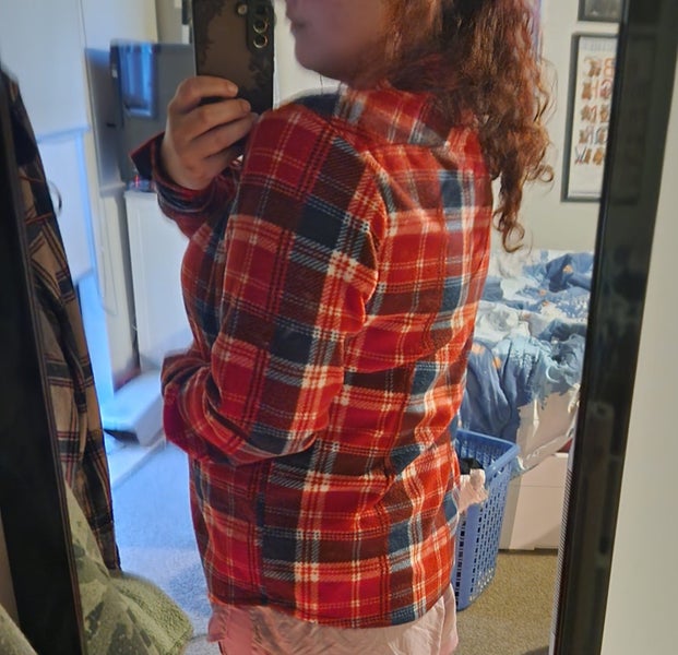 Hunting & Fishing womens fleece LS checkered shirt (medium/12) Carousel 1