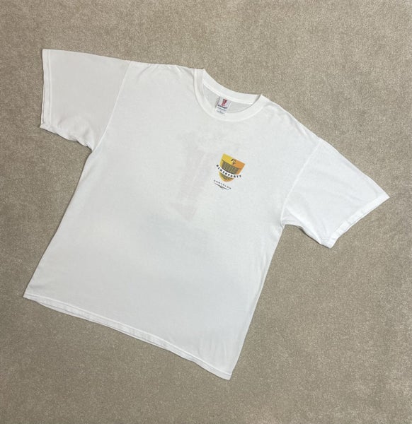 Vintage Looney Tunes Six Flags Chrysler Tee size XL Carousel 1