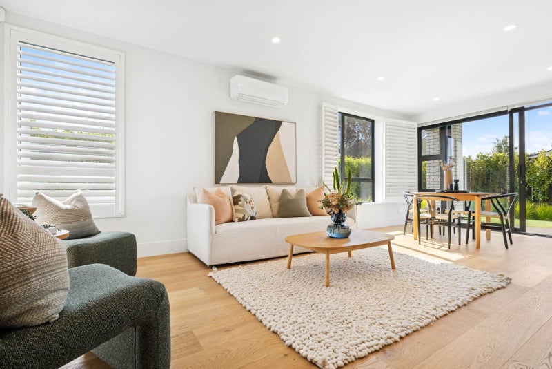 Step Onto The Property Ladder64289730359555113