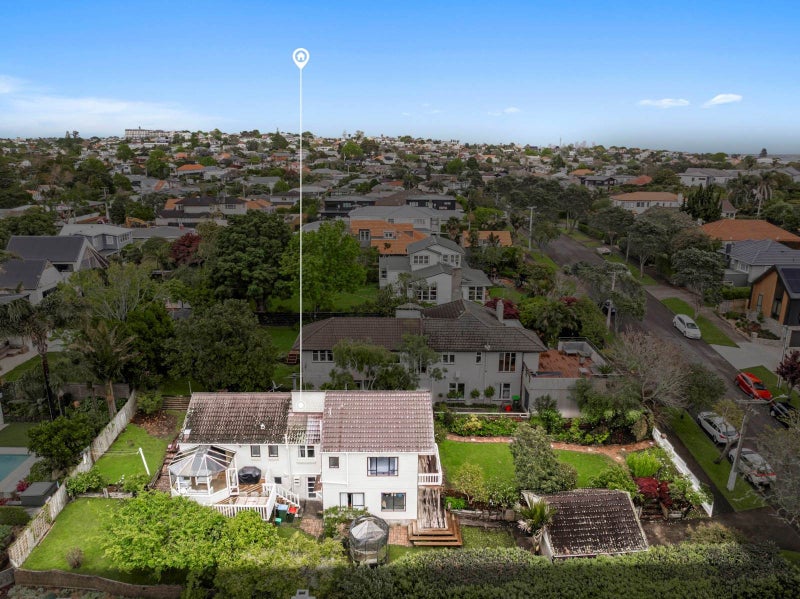 Glendowie 809m² Land - plus Home!64289730415363111