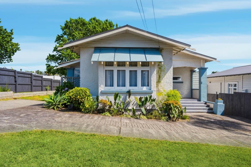 Golden Triangle with potential!64289730486786112