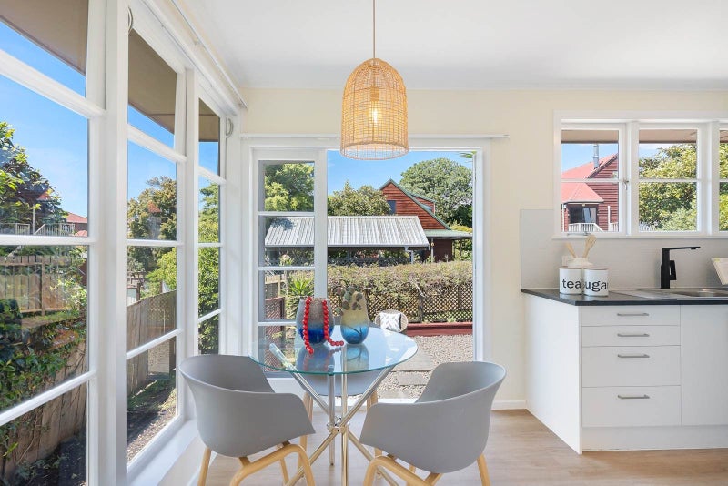 Smart Start, Prime Spot — Lynfield Standalone!64289821987201114