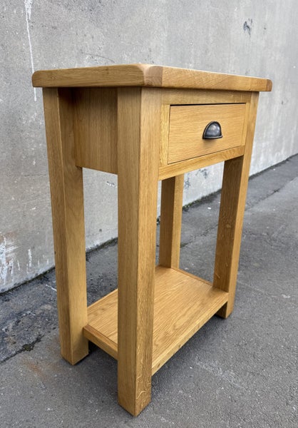 Hall Table Carousel 2