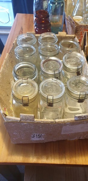 13 Agee Jars plus other old bottles and Jars.64291839142403110