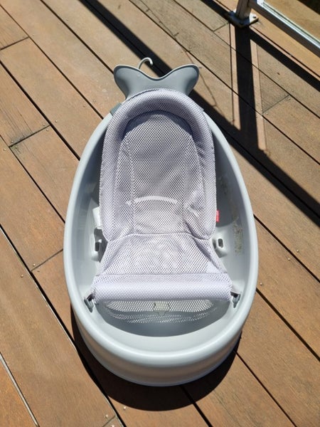 Moby 3 stage baby and toddler bath tub with newborn sling insert Carousel 2