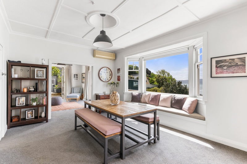 Modernised Character Home with Spectacular Views64292662985985113