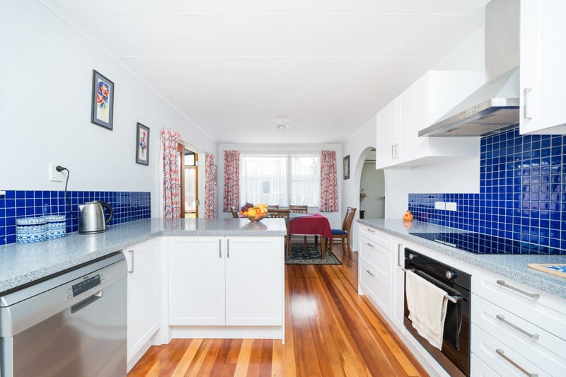 Make Your Friends Jealous!64293573310339112