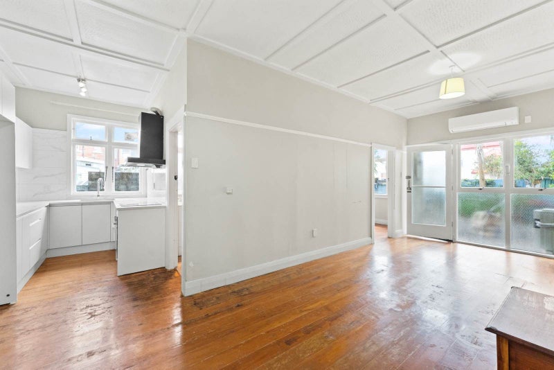 Tidy. Handy. Cozy. Affordable.64293672959491114