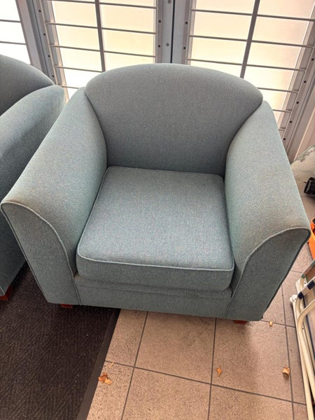 Office reception chairs Carousel 1