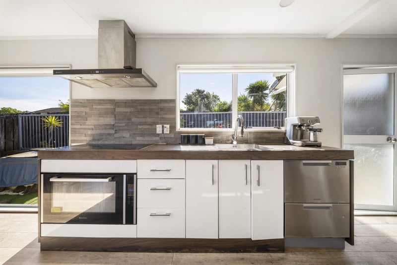 Add Value & Live the Lifestyle64293883905537114