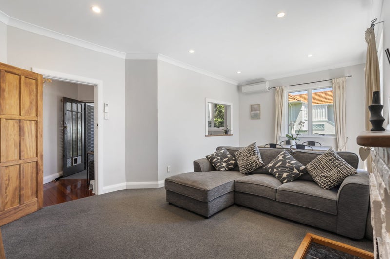 Alfresco Apartment Living - Grammar Zones64293883958530114