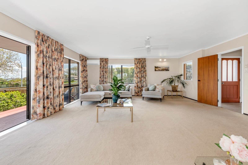 X MARKS THE SPOT64294182468610112