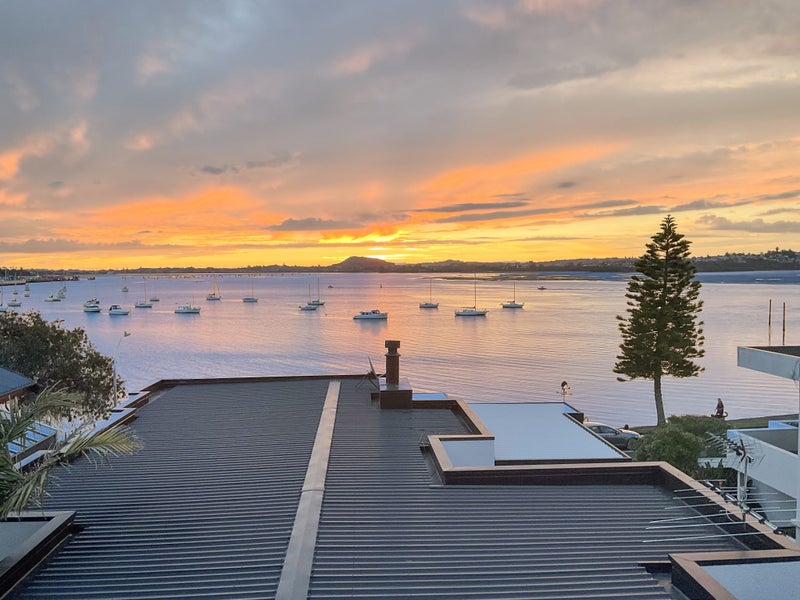 Sea Views & Sunsets in Macleans College Zone64294281047939113