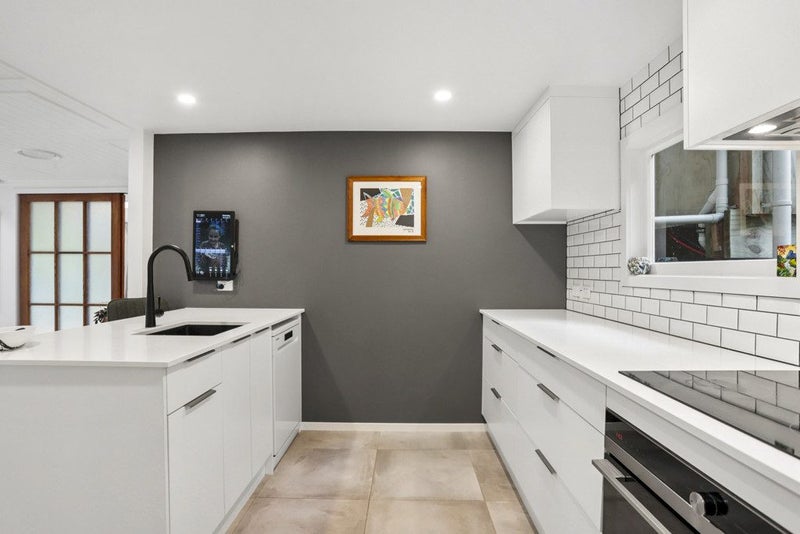 A Hidden World of Wonder in Laingholm64294790237571111