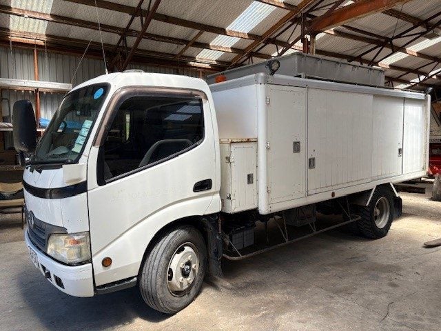 Hino Dutro Service Truck64295087003265112